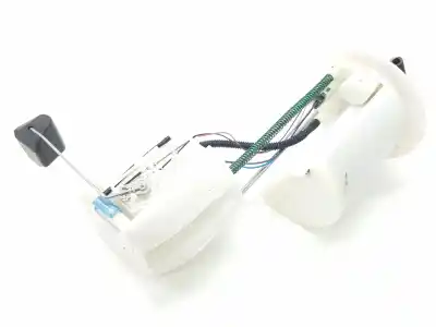 Pièce détachée automobile d'occasion pompe à carburant pour toyota yaris active hybrid références oem iam 777040d090  770200d161