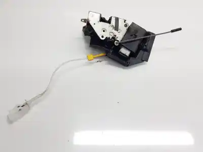 Second-hand car spare part left front door lock for bmw 5 (e39) 525 d oem iam references 8235097  51218235097