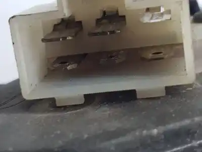 İkinci el araba yedek parçası  için NISSAN PICKUP (D22)  OEM IAM referansları 2881559G00  2881557G0A