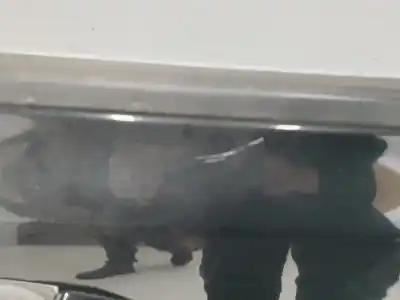 Second-hand car spare part front right door for kia optima drive oem iam references 76004d4000  76004d4000