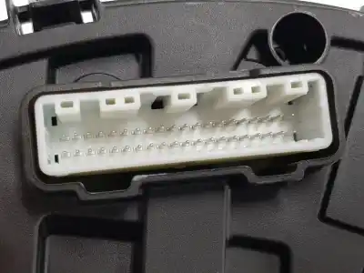 Peça sobressalente para automóvel em segunda mão quadrante por suzuki swift (az) gle referências oem iam 3411080sn0  3411080sn0