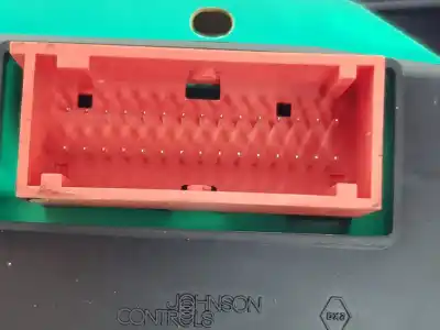 Peça sobressalente para automóvel em segunda mão quadrante por renault trafic combi (ab 4.01) passenger expression combi corto referências oem iam 8200283194  8200283194