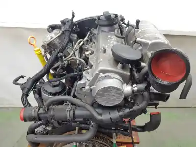 Piesă de schimb auto la mâna a doua motor complet pentru volkswagen polo (9n1) trendline referințe oem iam asy  038100038p