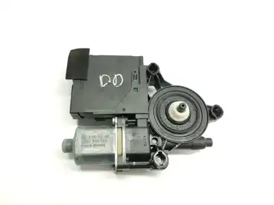 Pièce détachée automobile d'occasion Commande De Lève Vitre Avant Droit pour VOLKSWAGEN PASSAT VARIANT 2.0 TDI DPF Références OEM IAM 3C0959702  3AA959702A