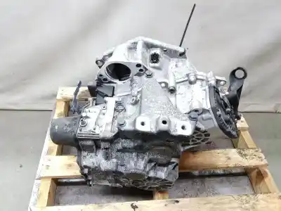 Piesă de schimb auto la mâna a doua CUTIE DE VITEZE pentru SEAT ATECA (KHP)  Referințe OEM IAM VSY  0CW300027J