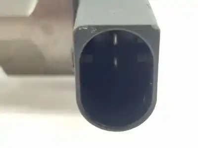 Автозапчастина б/у рампа инжектора для bmw x3 (g01, f97) xdrive 20 d посилання на oem iam 8579240  13538579240