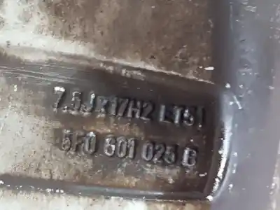Автозапчастина б/у шина для skoda superb (3v3) 2.0 tdi посилання на oem iam 5f0601025b  7.5jx17h2