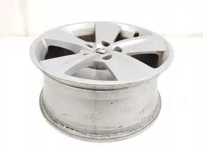 Автозапчастина б/у шина для skoda superb (3v3) 2.0 tdi посилання на oem iam 5f0601025b  7.5jx17h2