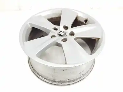Автозапчастина б/у шина для skoda superb (3v3) 2.0 tdi посилання на oem iam 5f0601025b  7.5jx17h2