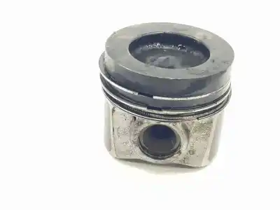 Second-hand car spare part PISTON for VOLKSWAGEN GOLF VII VARIANT (BA5)  OEM IAM references 04L107065D  04L107065D