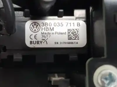 Автозапчасти б/у внутренний свет за skoda superb 2.0 tdi ссылки oem iam 5ta947105a  5ta947105a