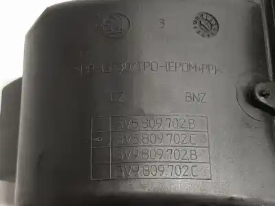 Автозапчастина б/у зовнішній пливний колпак для skoda superb berlina 3v3 active посилання на oem iam 3v5809702c  3v5809909