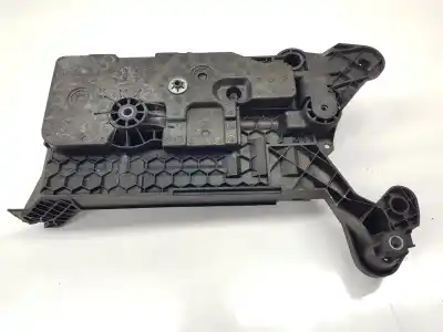 Second-hand car spare part medium for skoda superb 2.0 tdi oem iam references 5q0915331k  5q0915331k