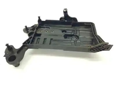 Second-hand car spare part medium for skoda superb 2.0 tdi oem iam references 5q0915331k  5q0915331k