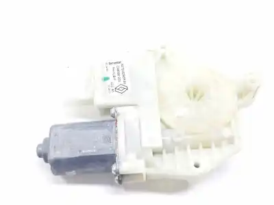 Gebrauchtes Autoersatzteil Vorderer Rechter Fenstermotor zum RENAULT CAPTUR II ETECH ENGINEERED OEM-IAM-Referenzen 827209371R  827209371R