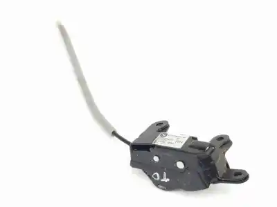 Second-hand car spare part trunk lock for bmw x5 (e70) 3.0d oem iam references 51247162147  7162147