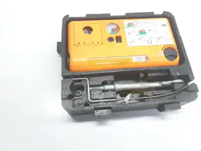Pièce détachée automobile d'occasion CRIC HYDRAULIQUE pour CITROEN DS5  Références OEM IAM 672019  672019