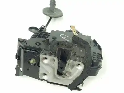 Peça sobressalente para automóvel em segunda mão fechadura da porta traseira direita por renault captur life referências oem iam 805027072r  805027072r