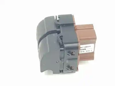 Peça sobressalente para automóvel em segunda mão botão / interruptor elevador vidro dianteiro direito por renault captur life referências oem iam 254113300r  254113300r