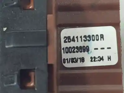 Peça sobressalente para automóvel em segunda mão botão / interruptor elevador vidro dianteiro direito por renault captur life referências oem iam 254113300r  254113300r