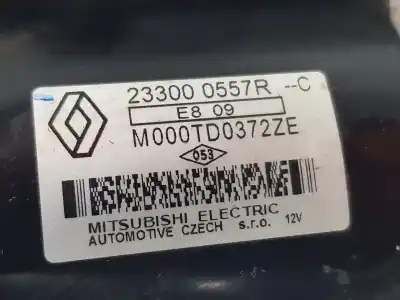 Peça sobressalente para automóvel em segunda mão motor de arranque por renault captur life referências oem iam 233000557r  233000557r