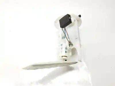 Peça sobressalente para automóvel em segunda mão Bomba De Combustivel por TOYOTA YARIS Active Referências OEM IAM 777040D070  777040D070