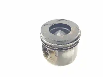 Second-hand car spare part piston for bmw x5 (e70) 3.0d oem iam references 11257792745  7792745