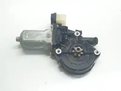 Pezzo di ricambio per auto di seconda mano Motore Alzacristalli Posteriore Sinistro per MITSUBISHI L 200 (KA0/KB0) Cabina doble Invite 4x4 Riferimenti OEM IAM MN182354  MN182354