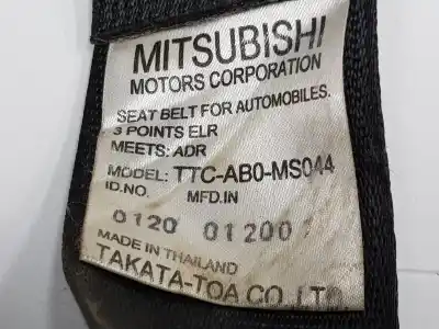 Second-hand car spare part central rear seat belt for mitsubishi l 200 (ka0/kb0) cabina doble invite 4x4 oem iam references 7000a252xa  7000a252xa
