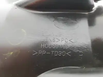 Peça sobressalente para automóvel em segunda mão farol / farolim direito por mitsubishi l 200 (ka0/kb0) cabina doble intense 4x4 referências oem iam 8301a006  8301a692