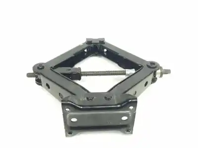 Second-hand car spare part Jack for SEAT IBIZA (KJ1) STYLE OEM IAM references 2Q0011031  2Q0011031