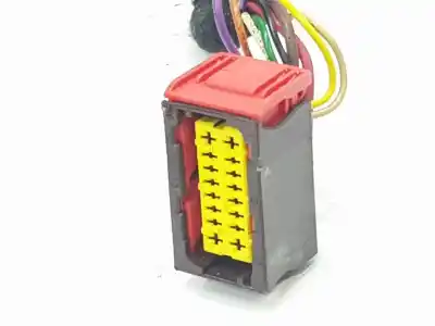 Pezzo di ricambio per auto di seconda mano attacco per rimorchio per citroen c4 picassospacetourer attraction riferimenti oem iam   