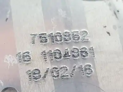 Peça sobressalente para automóvel em segunda mão radiador de óleo por opel corsa d selective 86 cv / 63 kw referências oem iam 55256614  55256614