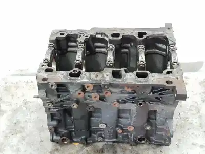Автозапчастина б/у блокувати для volkswagen golf vii (5g1, bq1, be1, be2) 1.6 tdi посилання на oem iam 04l103011a  04l103011aj