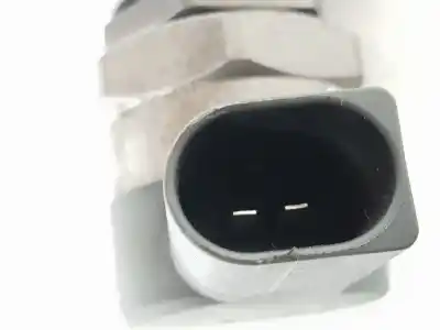 Second-hand car spare part DISTRIBUTOR PIPE for VOLKSWAGEN GOLF VII LIM. (5G1)  OEM IAM references 04L130089B  04L130089B