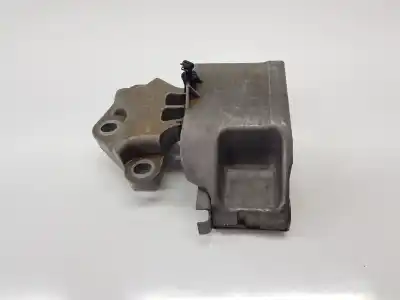 Second-hand car spare part LEFT ENGINE SUPPORT for VOLKSWAGEN CRAFTER KASTEN (SY)  OEM IAM references 2N0199555K  2N0199555K