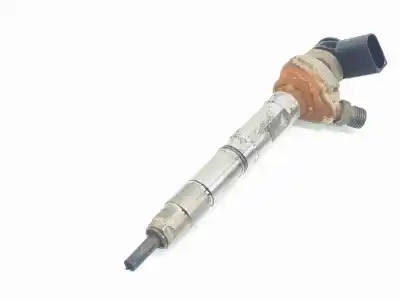 Second-hand car spare part injector for volkswagen passat variant (cb5) executive 150 cv / 110 kw oem iam references 05l130277e  05l130277e