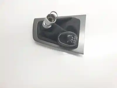 Gebrauchtes Autoersatzteil SCHALTHEBELKNOPF zum FORD FOCUS BERLINA (CAK)  OEM-IAM-Referenzen AV6R7217CAB  1798980