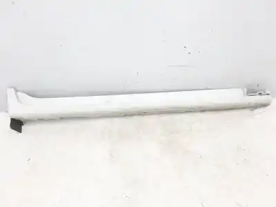 Автозапчастина б/у бічна сподниця для BMW X3 (F25) xDrive 20d Посилання на OEM IAM 8052076  51778052076