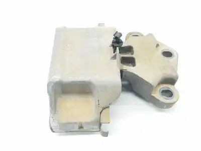 Second-hand car spare part LEFT ENGINE SUPPORT for VOLKSWAGEN CRAFTER KASTEN (SY)  OEM IAM references 2N0199555K  2N0199555K