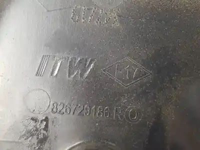 Автозапчастина б/у права бічна внутрішня ручка для dacia dokker essential посилання на oem iam 826729186r  826729186r