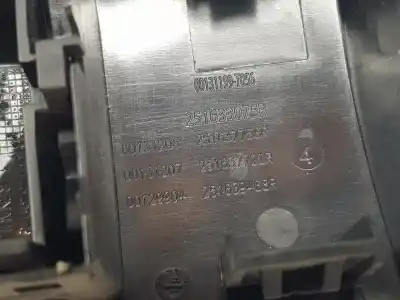 Pezzo di ricambio per auto di seconda mano controllo specchio per dacia dokker essential riferimenti oem iam 251633075r  255704649r