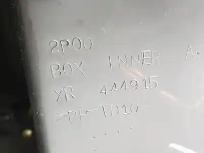 Pezzo di ricambio per auto di seconda mano bracciolo centrale per mitsubishi montero (v60/v70) 3.2 di-d avance riferimenti oem iam mr550489  mr512927