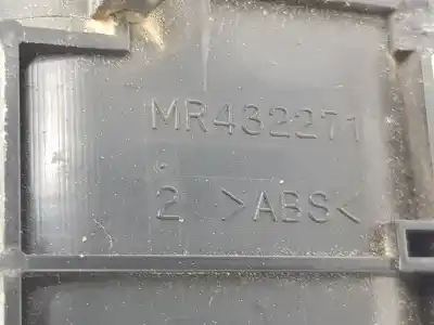 Second-hand car spare part left front door lock for mitsubishi montero (v60/v70) 3.2 di-d avance oem iam references mr432271  mr512223
