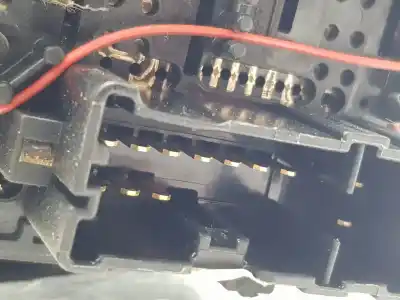 Pezzo di ricambio per auto di seconda mano controllo del volante per dacia dokker essential riferimenti oem iam 255677688r  e11811240 255407916r