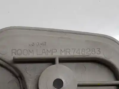Second-hand car spare part interior light for mitsubishi l 200 (ka0/kb0) cabina doble intense 4x4 oem iam references mr748283  mr653873