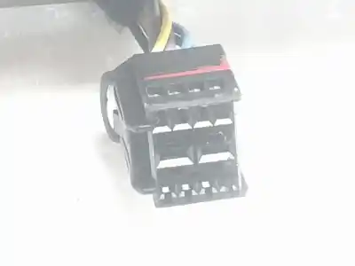 Автозапчастина б/у амортизаторі багажника/дверей для lynk & co 01 phev посилання на oem iam 8892901502  8892901502