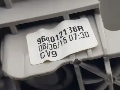 Peça sobressalente para automóvel em segunda mão pára-sol esquerdo por renault captur dynamique referências oem iam 964010028r  964010028r