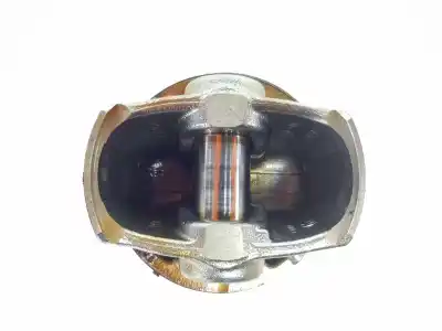 Second-hand car spare part piston for seat leon (5f1) reference oem iam references 04e107065dc  04e107065dc
