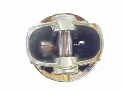 Second-hand car spare part piston for seat leon (5f1) reference oem iam references 04e107065dc  04e107065dc